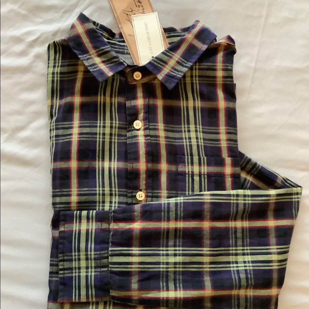 Casual Cotton Men’s Button Down Shirt NWT